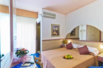 hotelvictoria en suite-with-jacuzzi 020